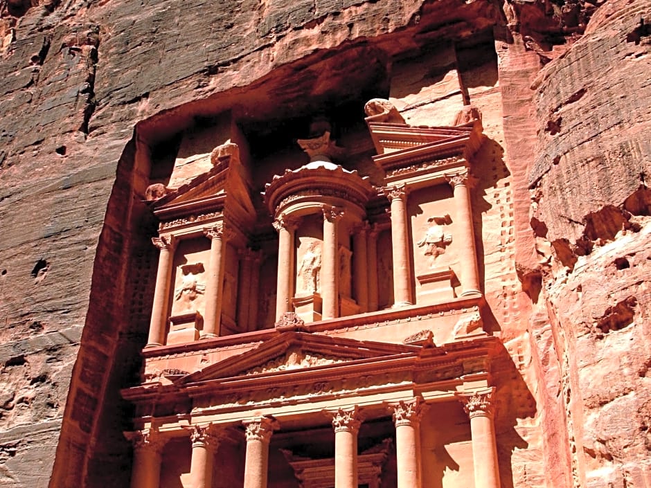 Marina Plaza Hotel, Tala Bay