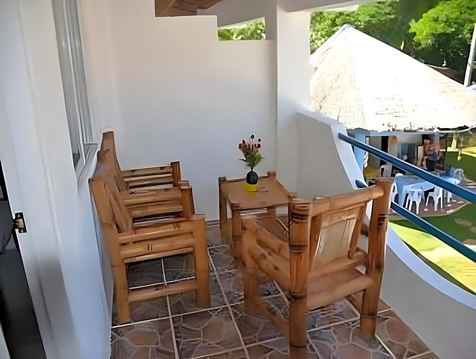 Acacia Sunset Village Inn