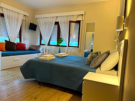 Family Room with Sea View