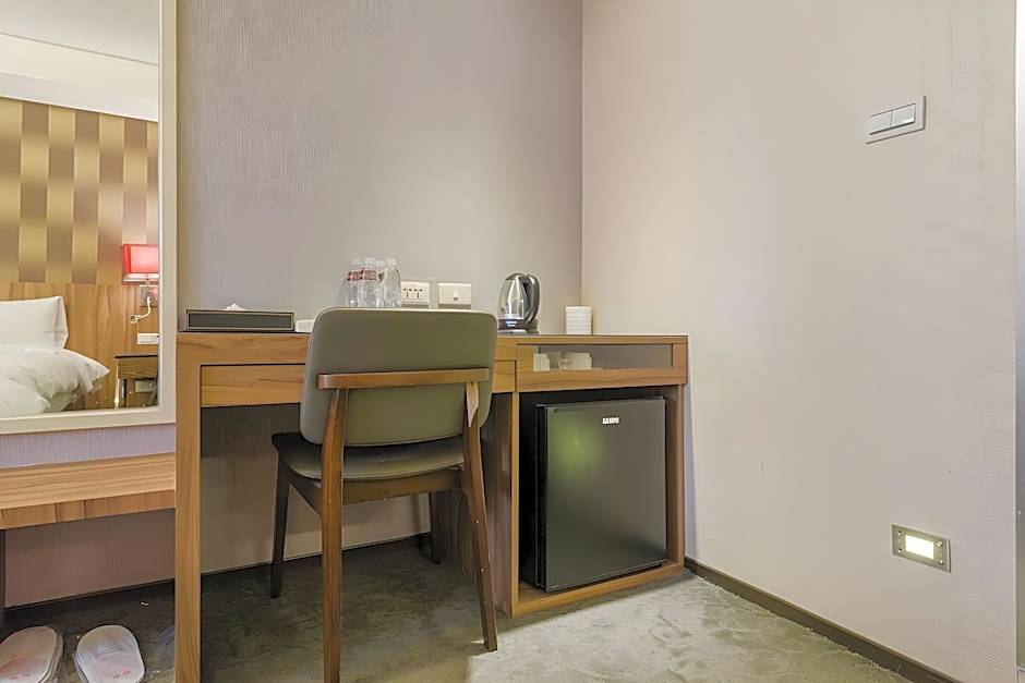 Shin Shin Hotel - Songshan