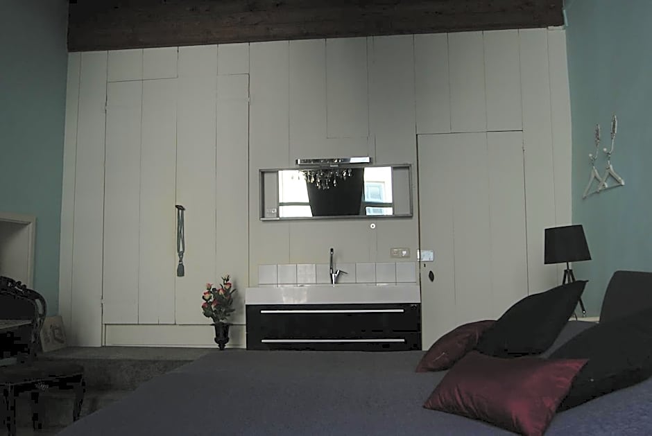 De Zevenster "gevestigd aan de winkelstraat"