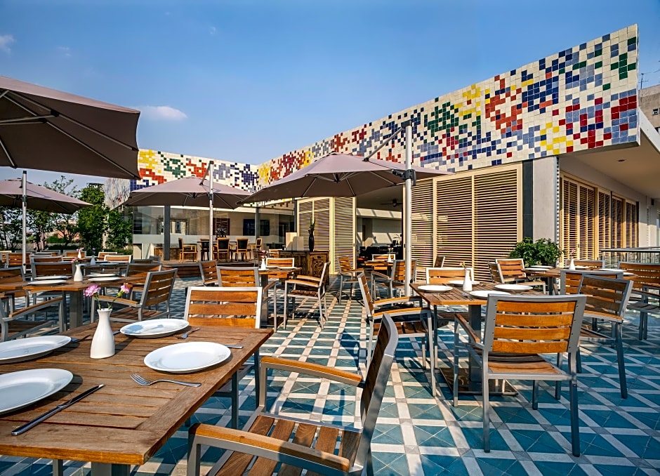 Stara Hamburgo – Mexico City, CT