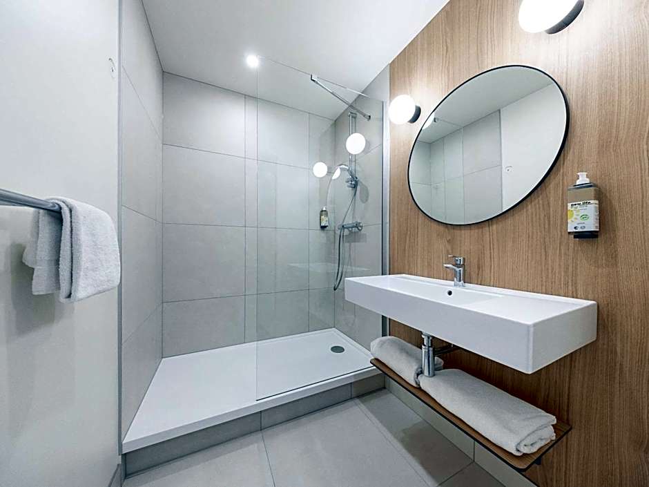 greet Hotel Paris 13 Porte d'Italie