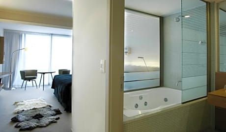 Junior Suite Room