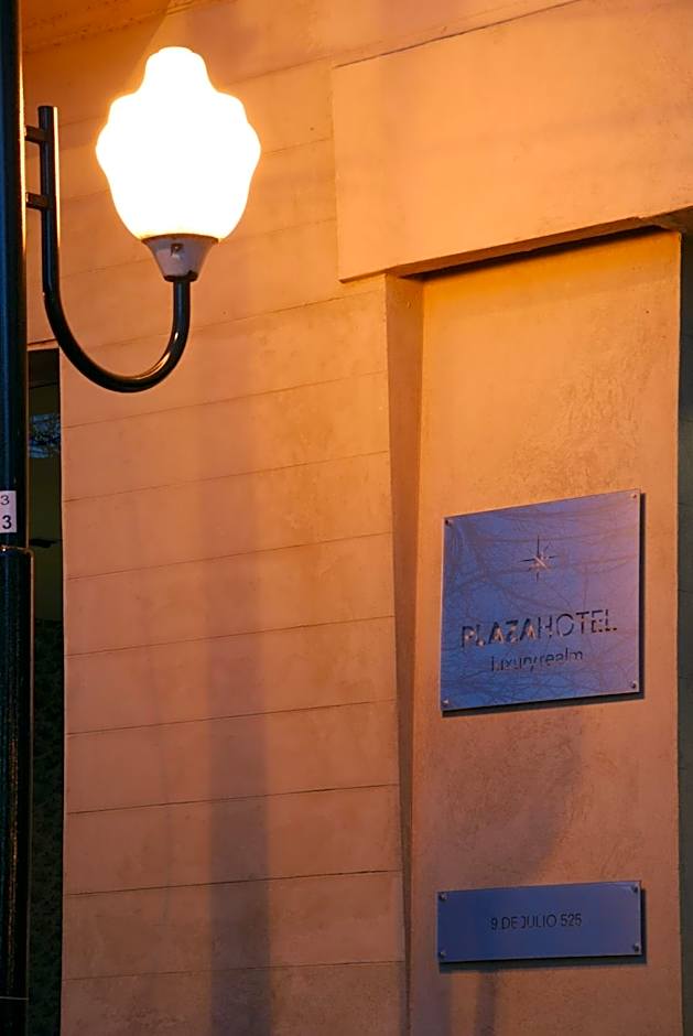 San Isidro Plaza Hotel