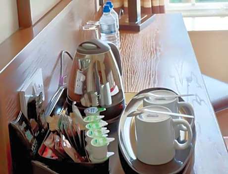 Twin Room with Shower