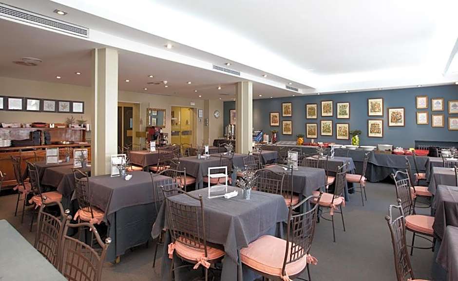 Hotel Moderno Puerta del Sol