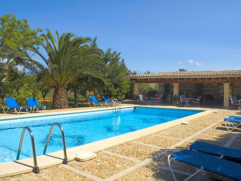 Es Quatre Cantons Hotel