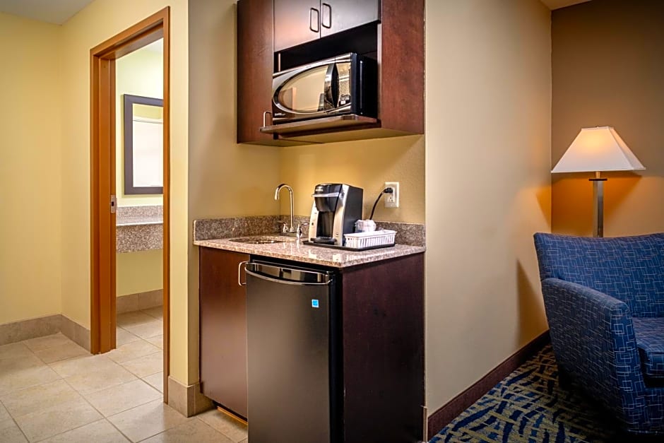 Holiday Inn Express & Suites Lebanon By IHG