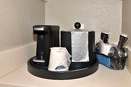 King Room with Sofa Bed and Study - Non-Smoking