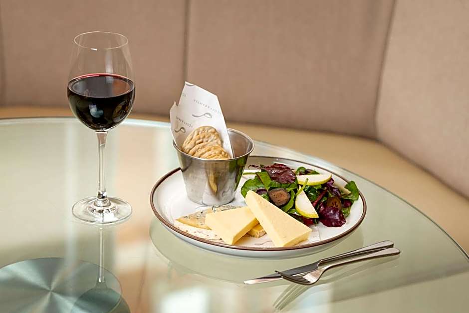 Radisson Blu Hotel, London South Kensington (formerly Vanderbilt)