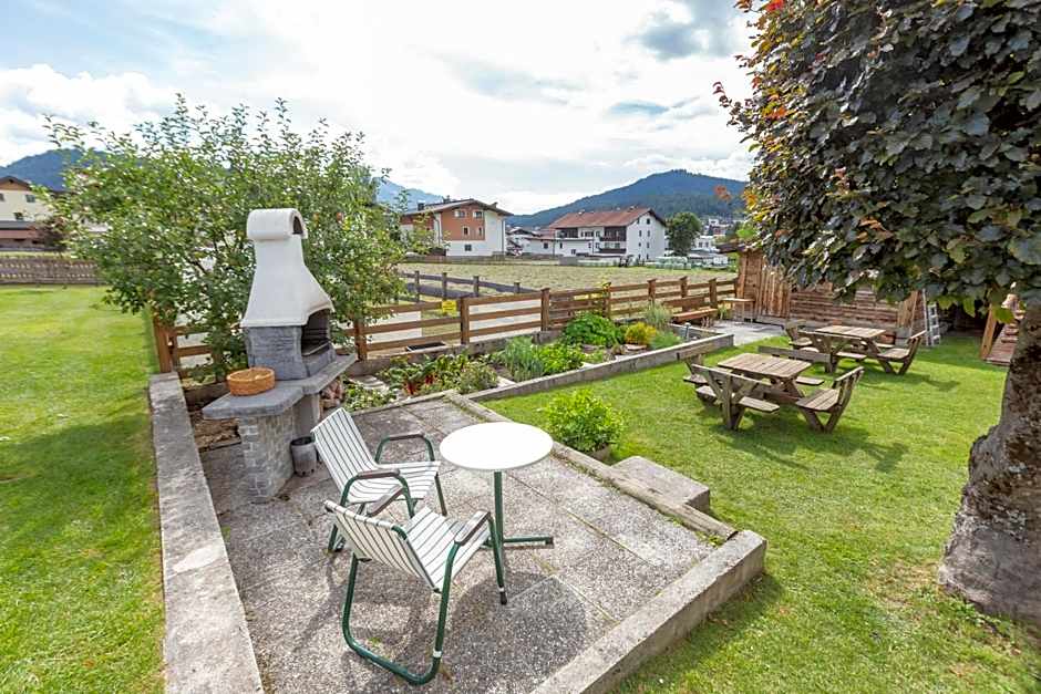 Appartement- und Wellnesshotel Charlotte - 3 Sterne Superior