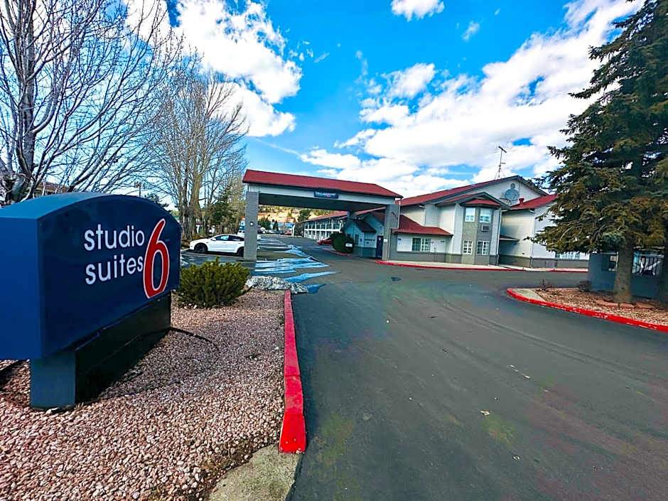Studio 6 Flagstaff AZ