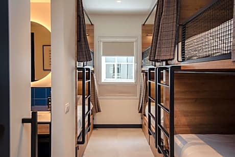 4-Bed Mixed Dormitory Room