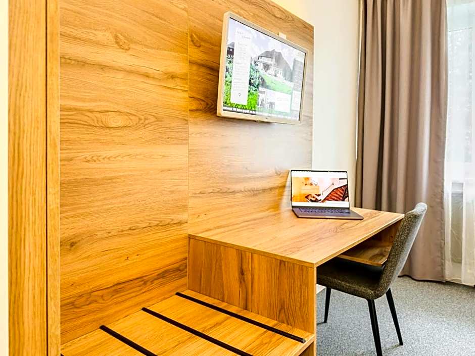 Hotel Sachsengang - free parking, near U1 & U2