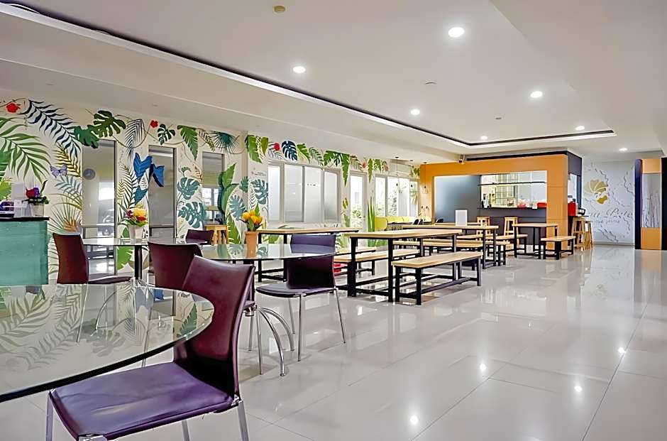 OYO Life 93383 Wisma Kencana Puteri