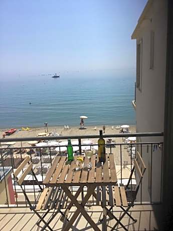 Studio with Sea View