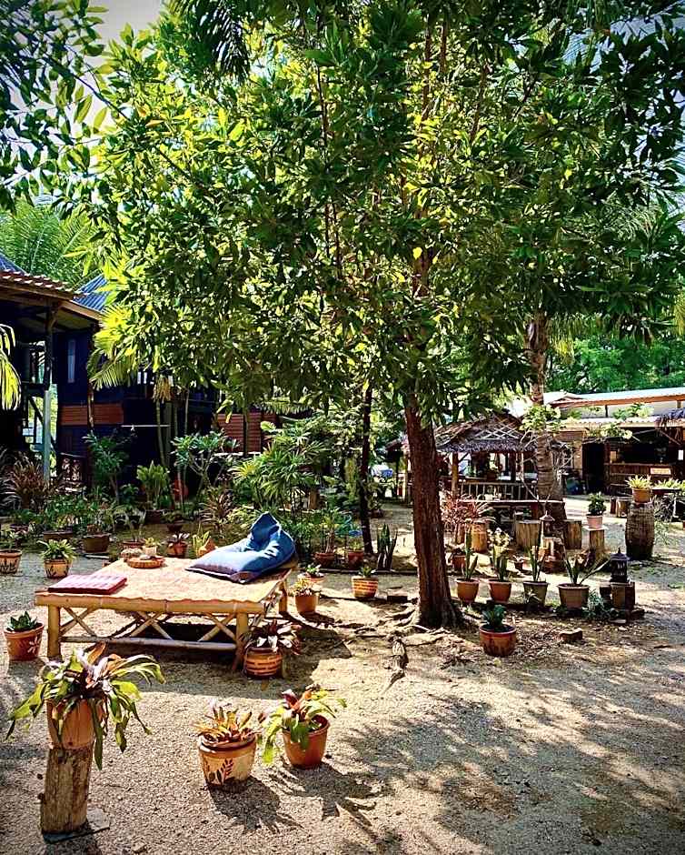 Leaf House Bungalows