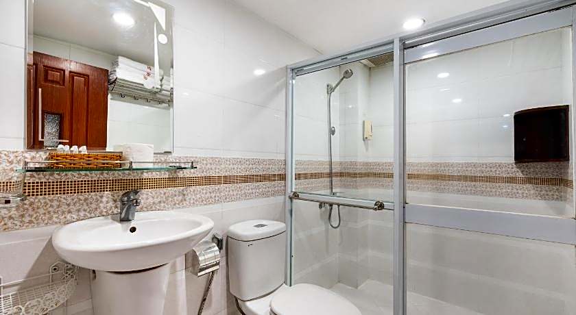 King Hotel Saigon Airport