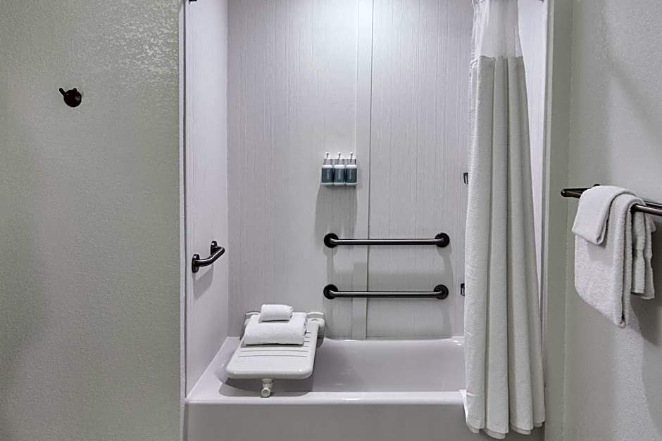Courtyard by Marriott St. Petersburg Clearwater/Madeira Beach