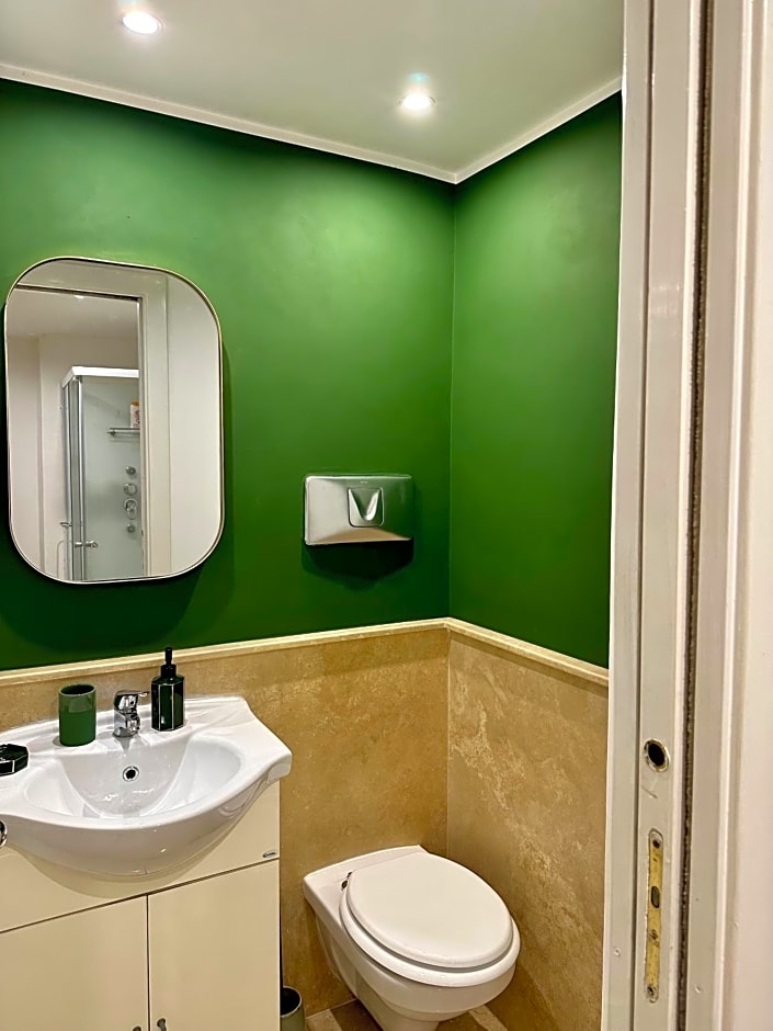 Santa Clara – Naples, CO
