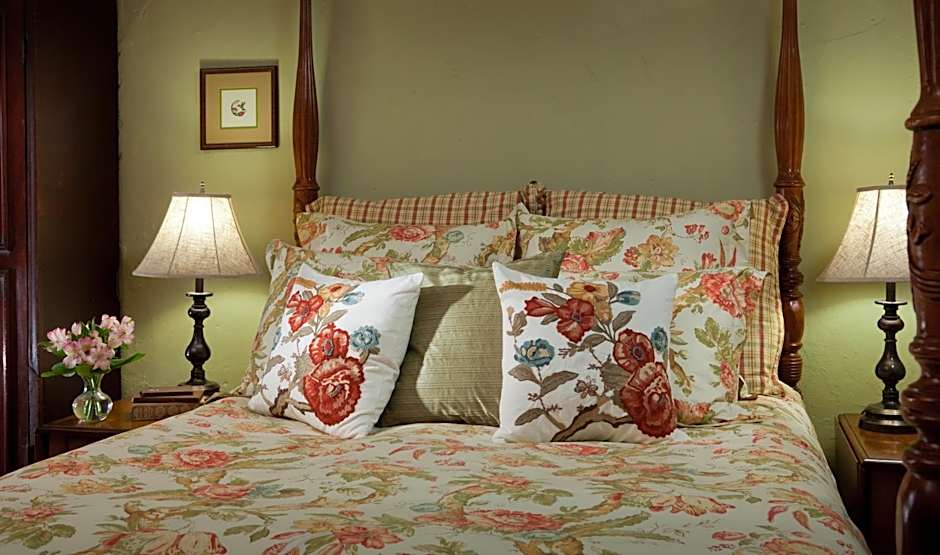 The Inn & Tavern at Meander