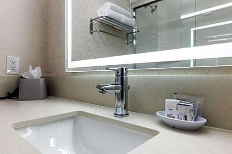 Standard Room with Two Queen Beds