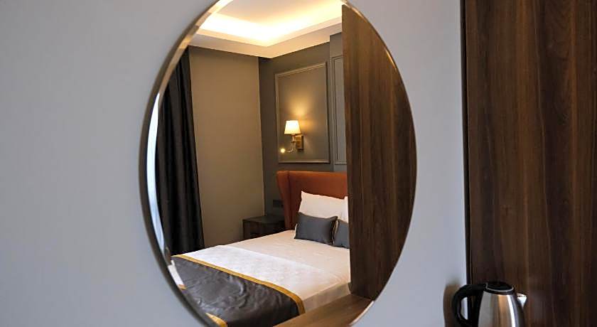 The Pearl Airport Hotel