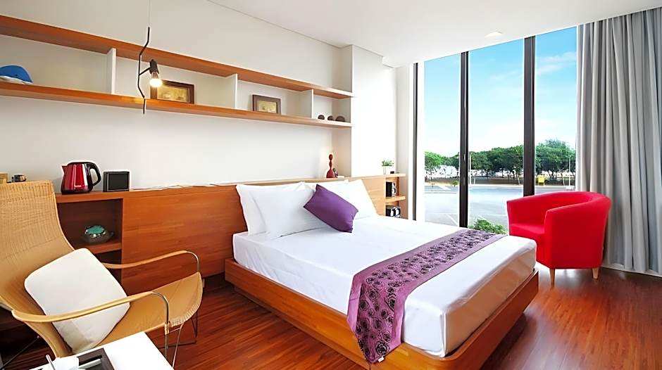 New Donghae Tourist Hotel
