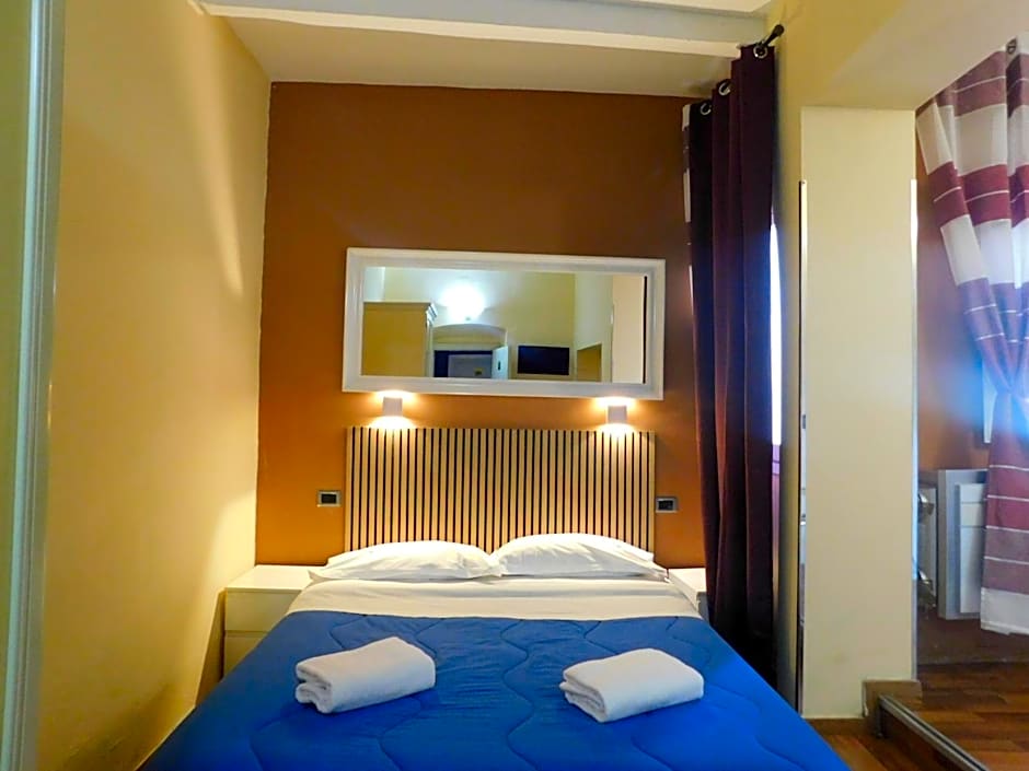 PICCOLO HOTEL Nel Centro Storico di Firenze