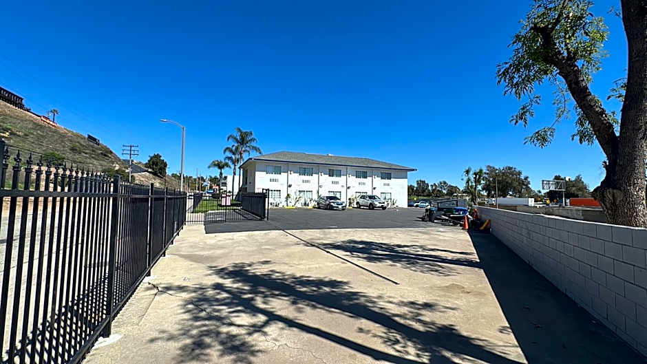 Travelodge by Wyndham Fairplex Pomona
