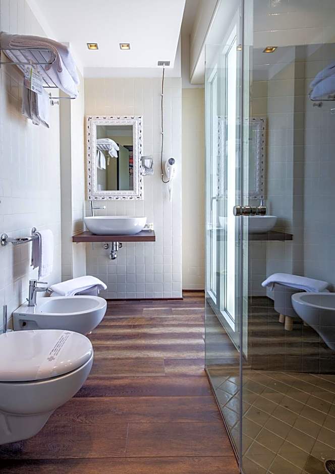 Best Western Maison B Hotel