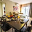 BlackStone Apart Boutique Hotel