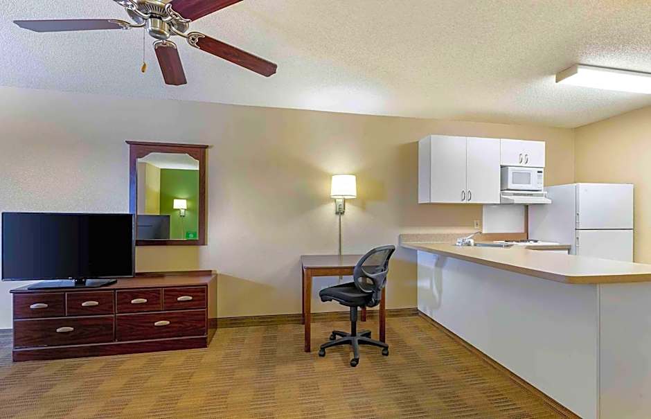 Extended Stay America Select Suites - Des Moines - Urbandale
