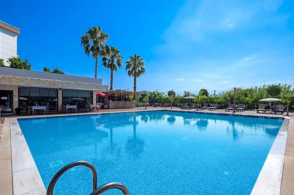 Laristone Suite Spa Hotel