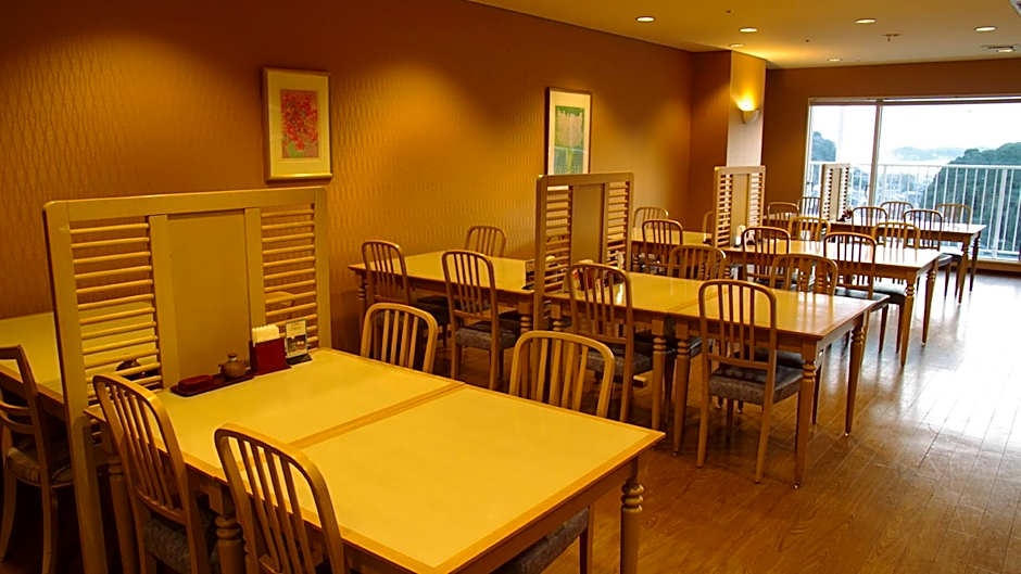 Katsuura Hilltop Hotel & Residence