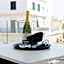 POPULA - The Lifestyle Hotel