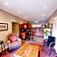 Amper Bo Guest House