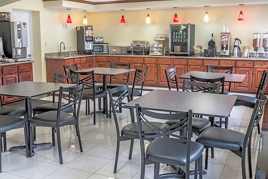 Days Inn by Wyndham Houston