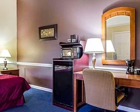 King Room - Non-Smoking