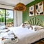 Single Fin Hotel & Lodge