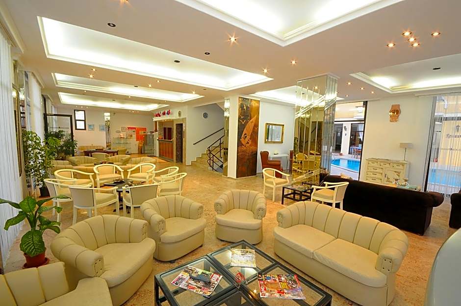Albano Hotel