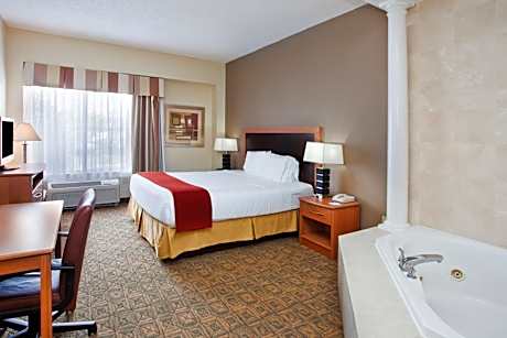 Holiday Inn Express & Suites Charlotte-Concord-I-85 by IHG