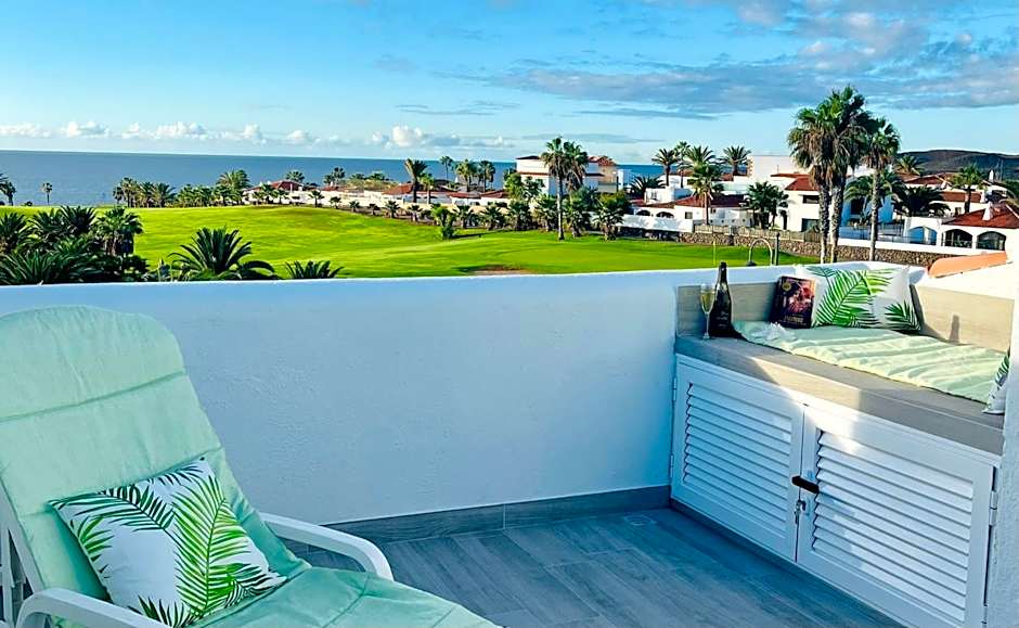 Fantastic sea and golf course view house with 3 bedrooms