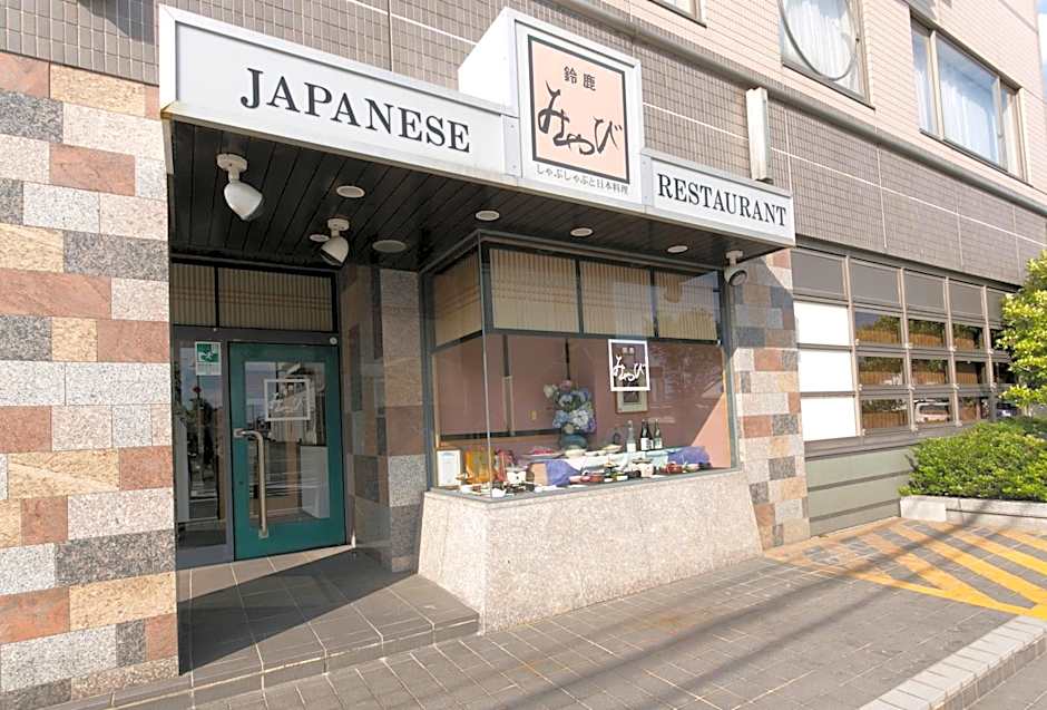 Hotel Green Park Suzuka