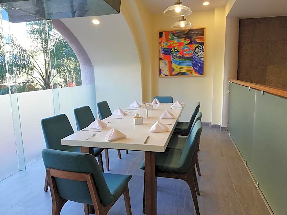 Holiday Inn & Suites Guadalajara Centro Historico By IHG