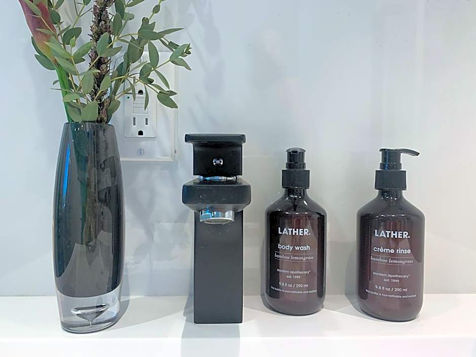 The ENGLiSH Hotel, Las Vegas, a Tribute Portfolio Hotel