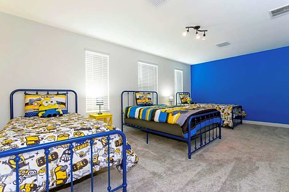 Super nice and spacious 9BDR home