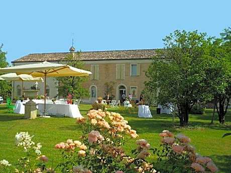 Relais Villa Roncuzzi