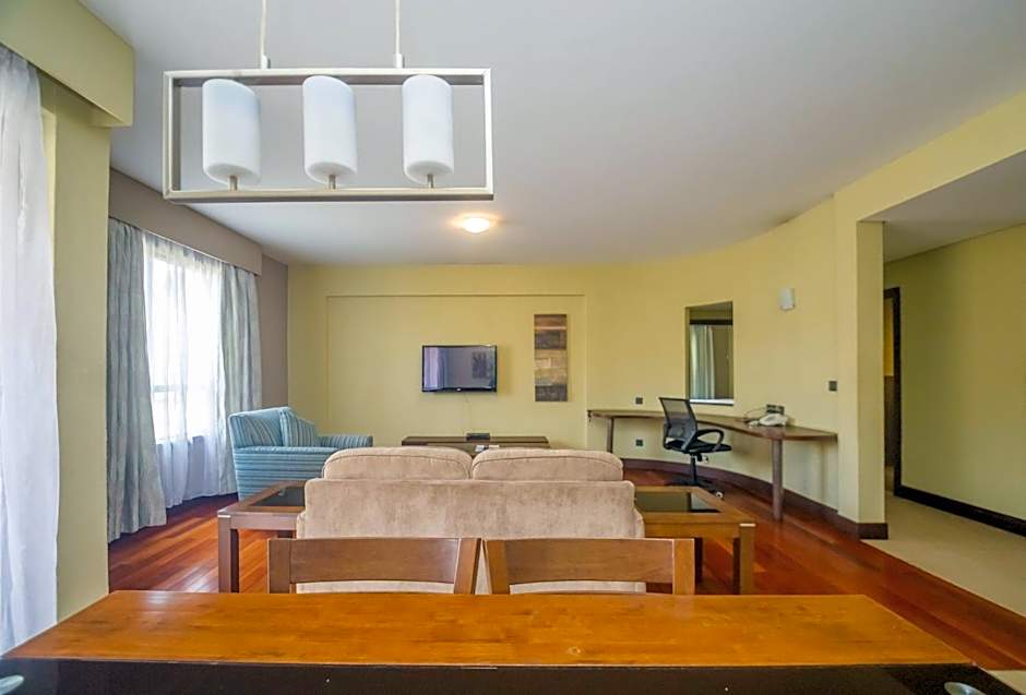 Taarifa Suites by Dunhill Serviced Apartments